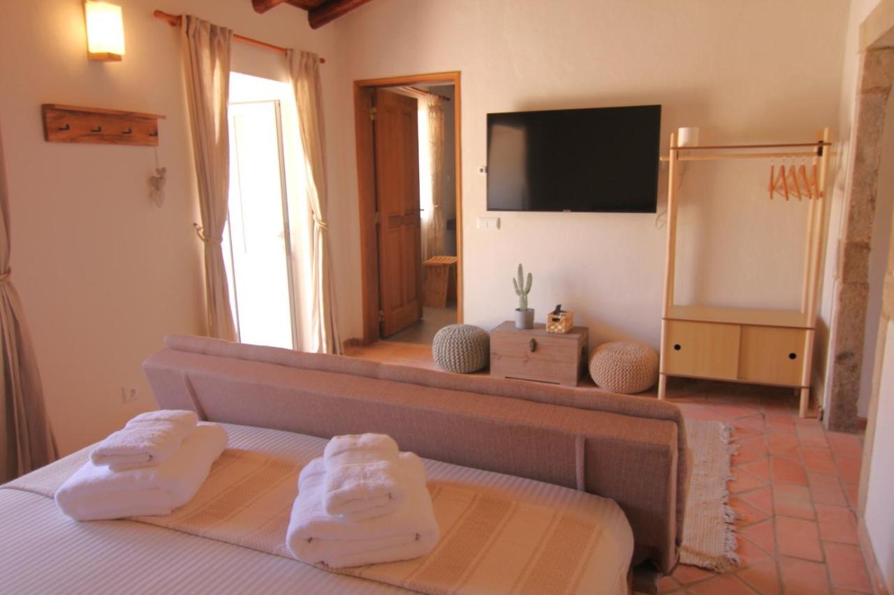 Vila Lobo Algarve Santa Bárbara de Nexe Exterior foto